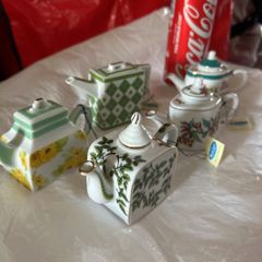 mini teapots