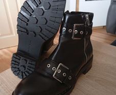 Bershka boots
