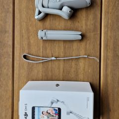 DJI OM5 Smartphone Gimbal