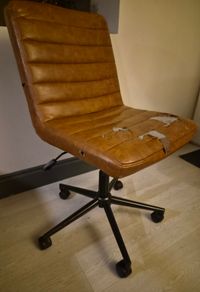 Desk chair