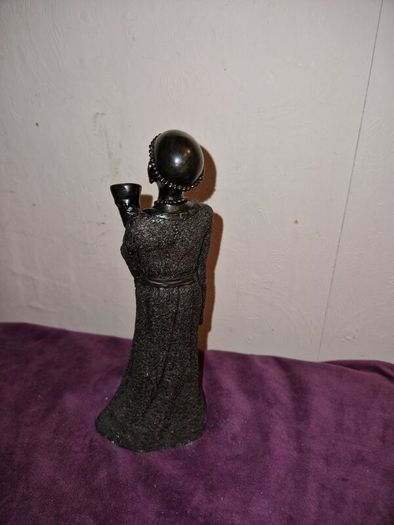 African girl with horn statue