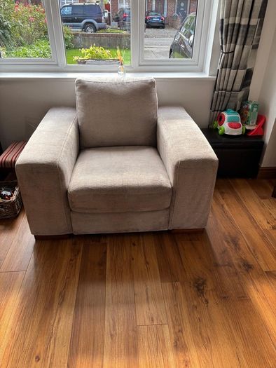 Sofa & Armchair