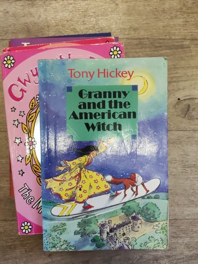 Tony Hickey Granny and the american Witch