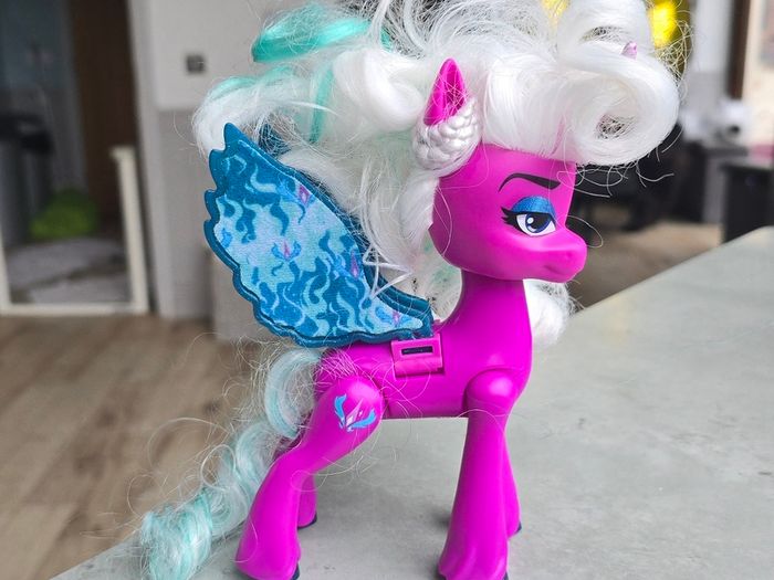 Large Opaline Arcana Wing Surprise Dolls, 5 Inch Alicorn Toy  MLP G5 My Little Pony 2022