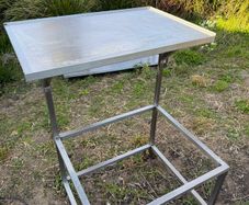 commercial kitchen steel tables
