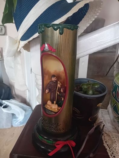 Light Up Christmas  Candle Crib