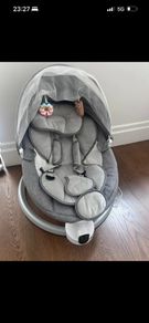 Electric baby swing