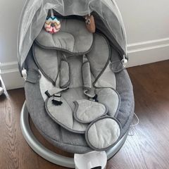 Electric baby swing