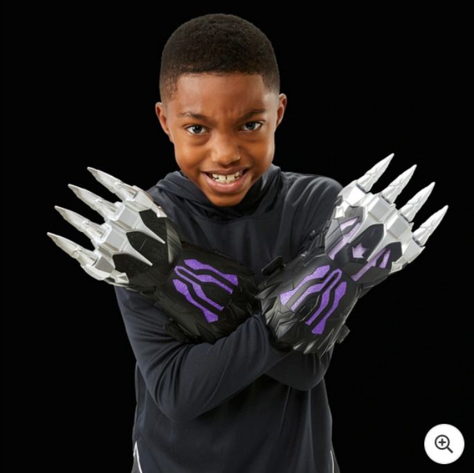 BRAND NEW Marvel Studios' Black Panther Legacy Collection Wakanda Battle FX Claws
