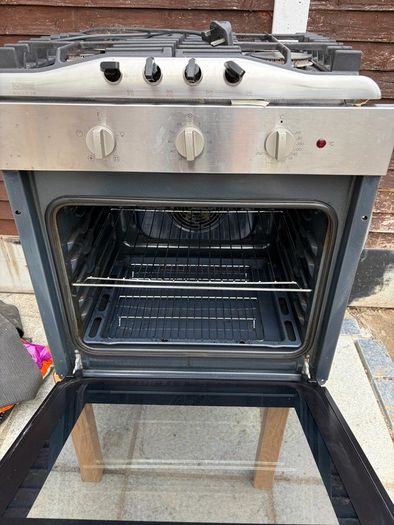 gas hob & oven