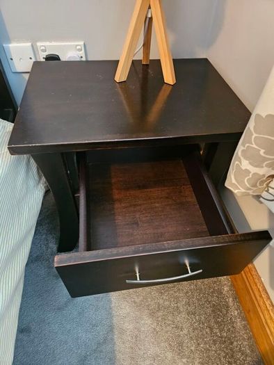 King size bed, 2 x lockers, 1 wardrobe and 1 chest of drawers