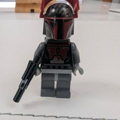 100% LEGO Mandalorian Super Commando Death Watch
