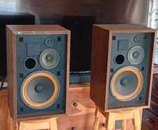 AKAI SW 125 Vintage speakers