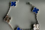 Natural Stone Clover Bracelet