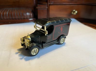 Oxford DIECAST The Red Lion 1:43