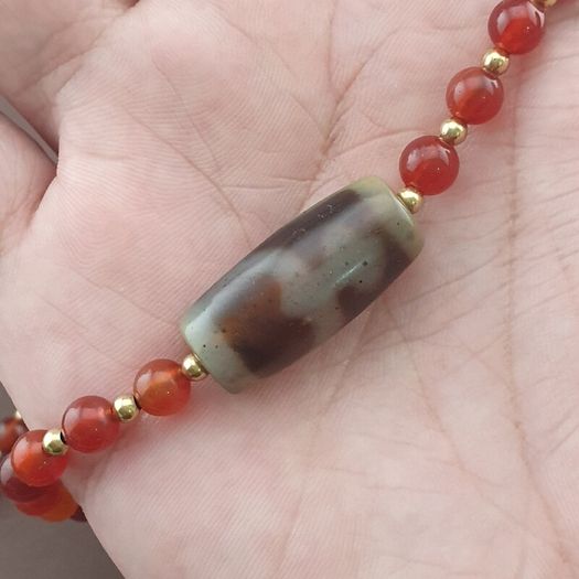 Vintage Treasure Vase Pattern Agate & Carnelian Beads Necklace