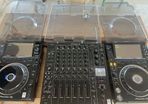 2x Pioneer CDJ3000s and Pioneer V10-LF Mixer