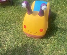 Kids ride-on