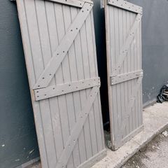 gate