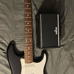 Fender Stratocaster squier Electric Guitar and boss katana mini Amplifier kit