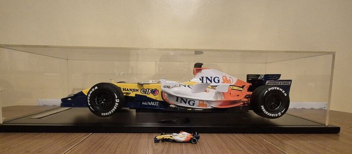A 1:6 scale (32 inches long Formula 1 car) limited edition model of the 2007 Season ING Renault R27 F1 Team car