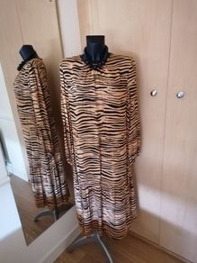 Women's Dress Animal Print Nwt Size 16 Reduced To Sell