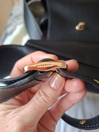 Coach Hadley Shoulder Bag