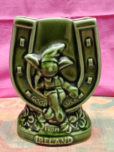 Vintage ,good Luck From Ireland Vase