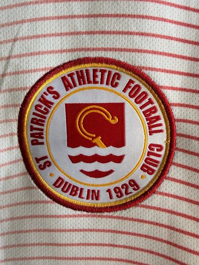 Umbro St Patrick's Athletic FC Training Top White Red Striped