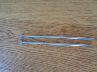 Aero Knitting Needles for Sale
