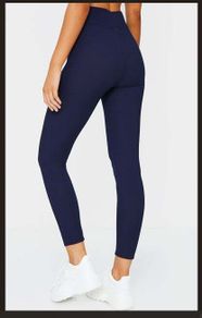 Nike Navy Tight Fit leggings size XL UK18 EU46 Perfect condition Postage included