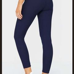 Nike Navy Tight Fit leggings size XL UK18 EU46 Perfect condition Postage included