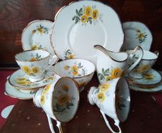 Elizabethan Teaset