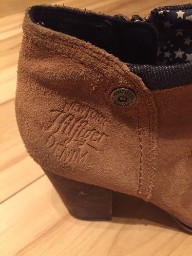 Hilfiger boots