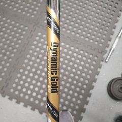 Left handed golf clubs