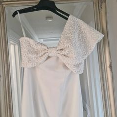 Exquisite dress