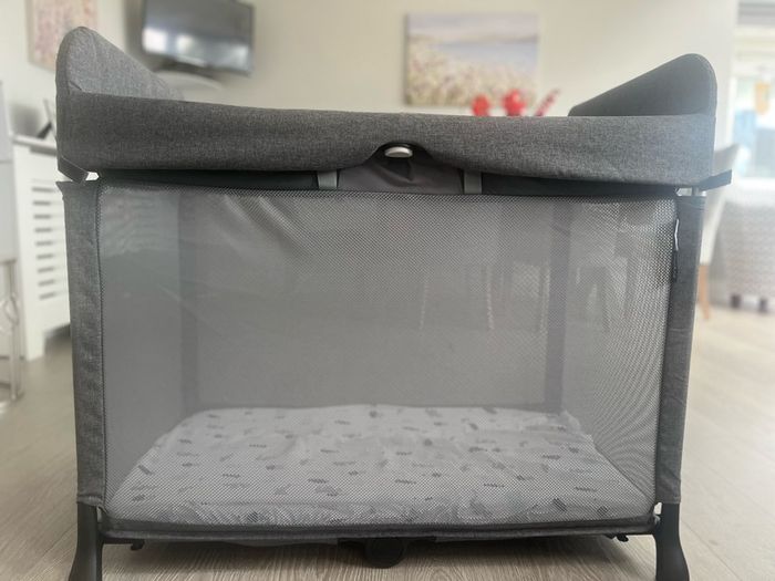 Bugaboo Stardust Travel Cot (Grey)