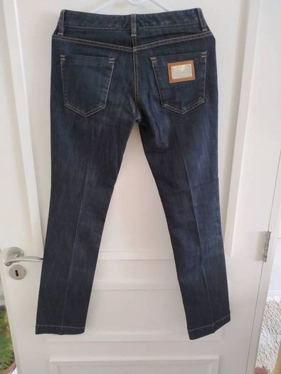Dolce and Gabbana ladies jeans 30 waist and 30 leg in excellent condition FREE STANDARD POSTAGE INCLUDED