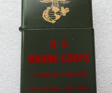 Vintage 1970s U.S. Marine Corps Combat Troops lighter ( works)