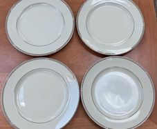 2004 Royal Doulton Platinum Collection Dinner Plates