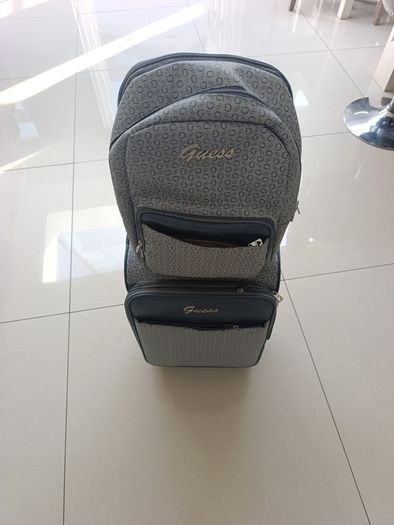 Carry on case with travel bag