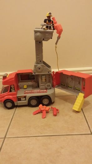 Fire Engine- sound and lights