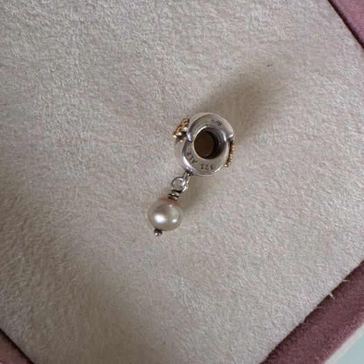 Pandora dangle pearl and 14k gold grapevine charm in great condition