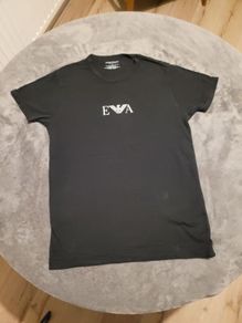 Armani t shirt