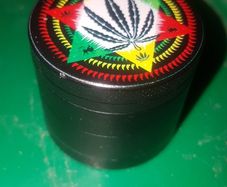 Rasta Black Metal Herb Grinder 4 layer 40mm