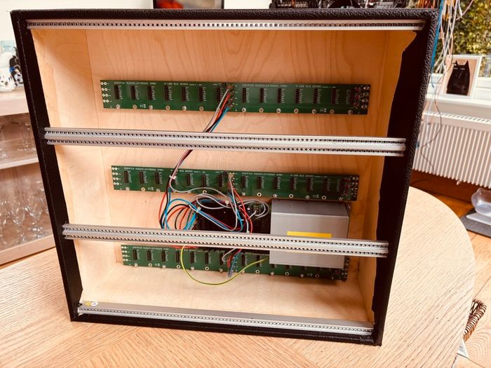 Doepfer Eurorack Case A-100LC9 PSU3