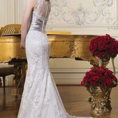 Lace wedding dress