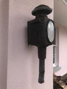 antique carriage lamp