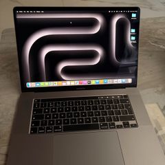 Macbook Pro 16 inch (i7 / 16gb Ram / 512gb SSD / AMD Radeon)
