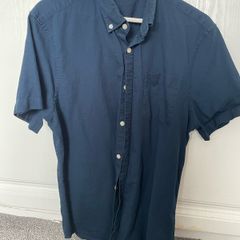short sleeve shirt